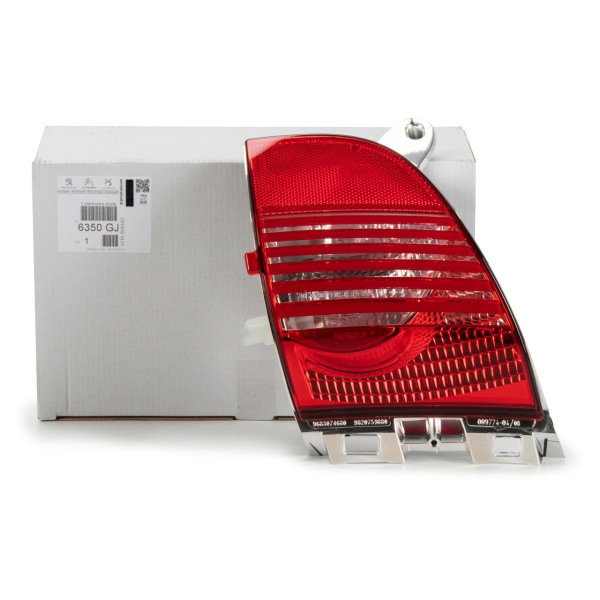 PSA 6350.GJ | Peugeot 2008 2013-2019 Arka Sağ Geri Vites Lambası Orijinal