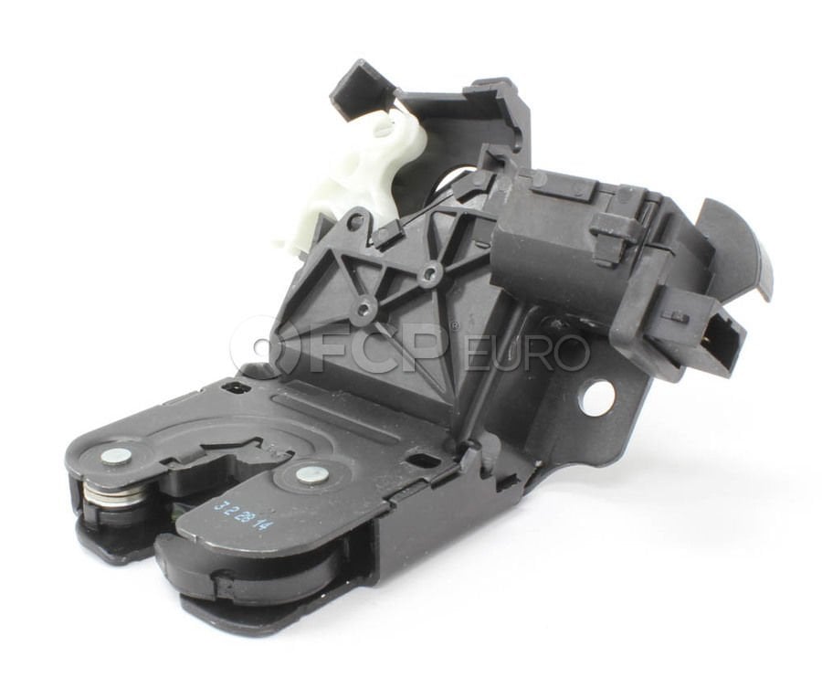 İTHAL 8P4827505C | Audi A3 2004-2012 Bagaj Kilidi Ürün