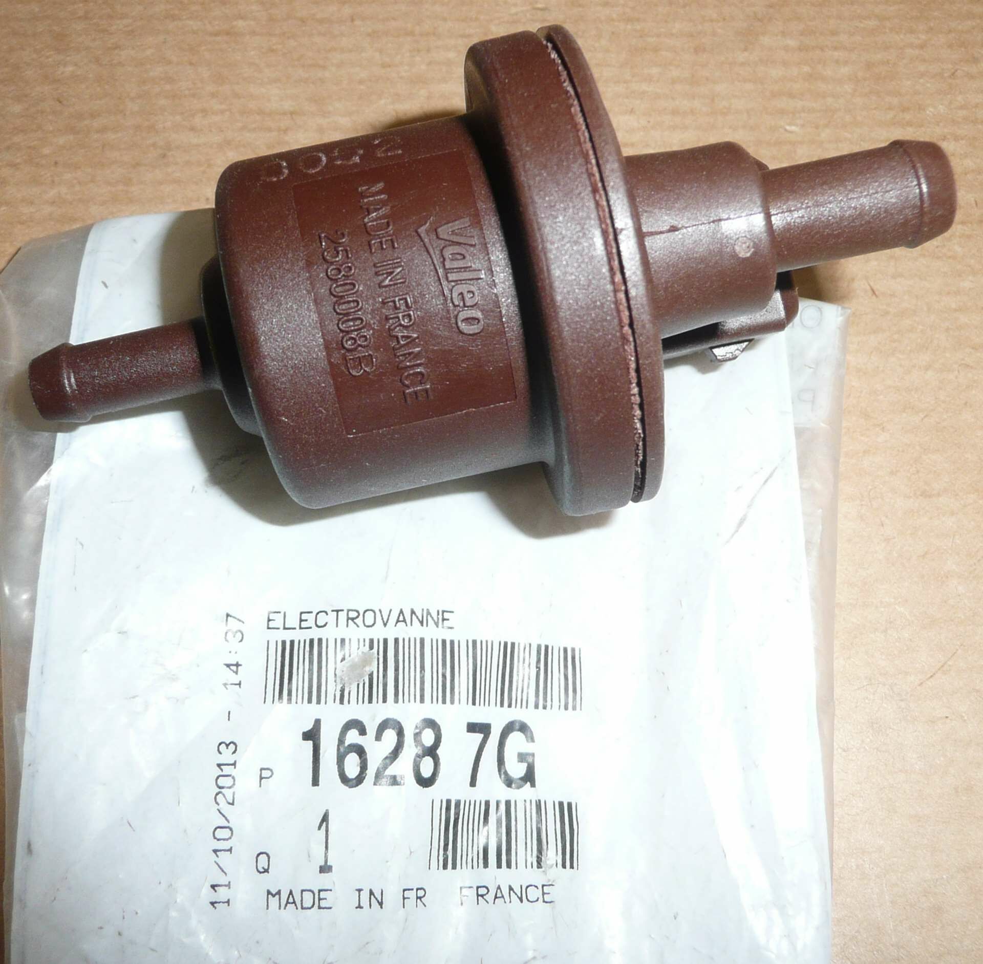 Peugeot 207 2006-2012 1.4 Benzinli Yakıt Depo Havalandırma Valfi Orijinal