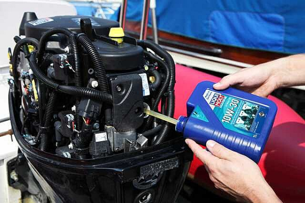 LİQUİ MOLY Marine 4T Motor YağI 10W30 1 Litre 25022