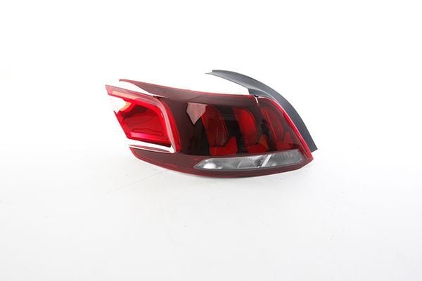 BSG 70-805-028 | Stop Lambası Sol Makyajlı Kasa