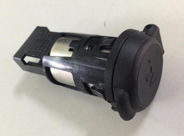 PSA 96661053ZD | Peugeot 301 12 Volt Giriş Soketi Komple Orijinal