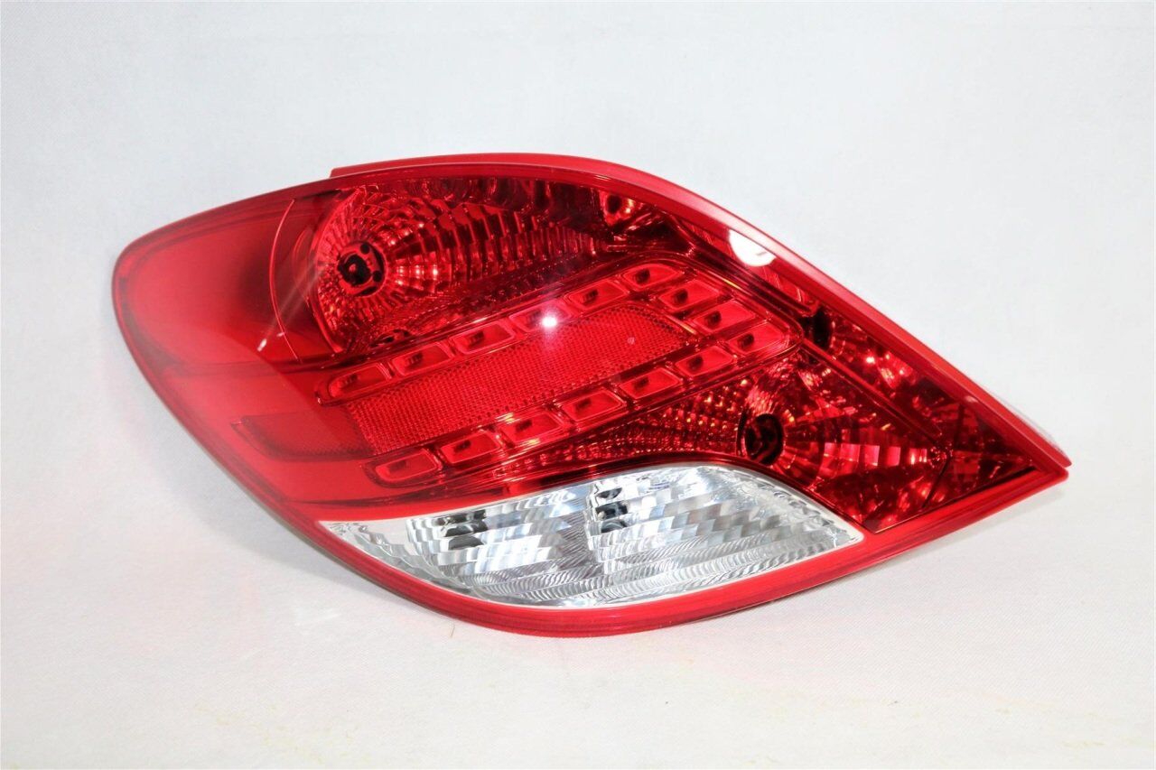 DEPO 550-1957L-UE | Peugeot 207 Sol Stop Makyajlı Kasa Duysuz