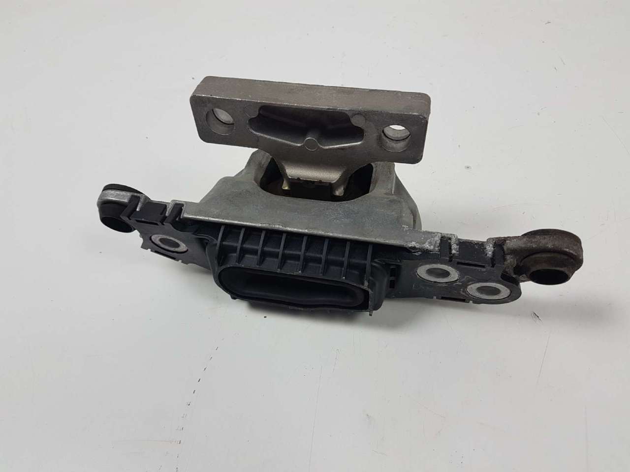 PSA 13363900 | Opel Astra K B14XFT Otomatik Vites Ön Sağ Motor Kulağı