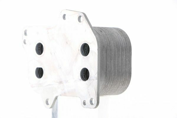 MAHLE CLC134000S | Yağ Soğutucu (VW Golf 13- Passat 15- Polo 18- Audi A3 13-20 Seat Leon 13- Skoda Octavia 18 -) 8Mo376760-394